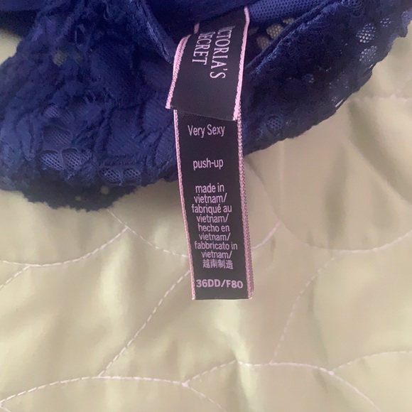 Victoria’s secret Very sexy push up bra - Picture 4 of 4